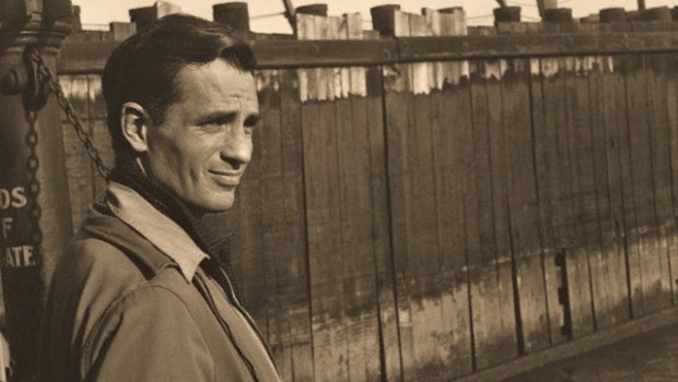 September 1963, Staten Island, New York, New York, USA --- Jack Kerouac waits for a ferry at a dock in Staten Island. --- Image by © Allen Ginsberg/CORBIS